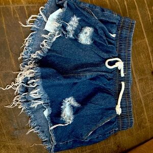 Frayed Demin Shorts! New w/o tags! So cute! Size M